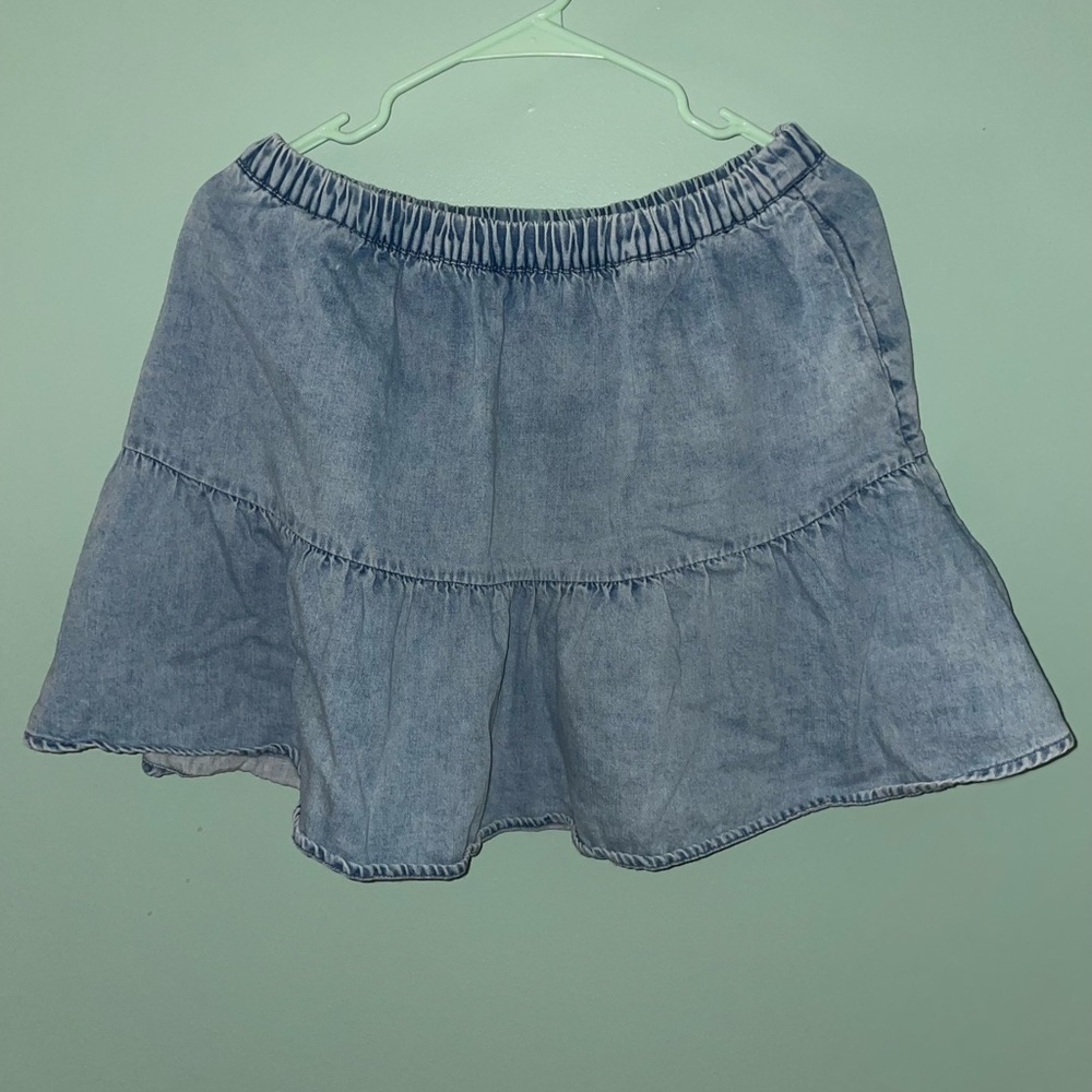 American Eagle ruffled denim skirt